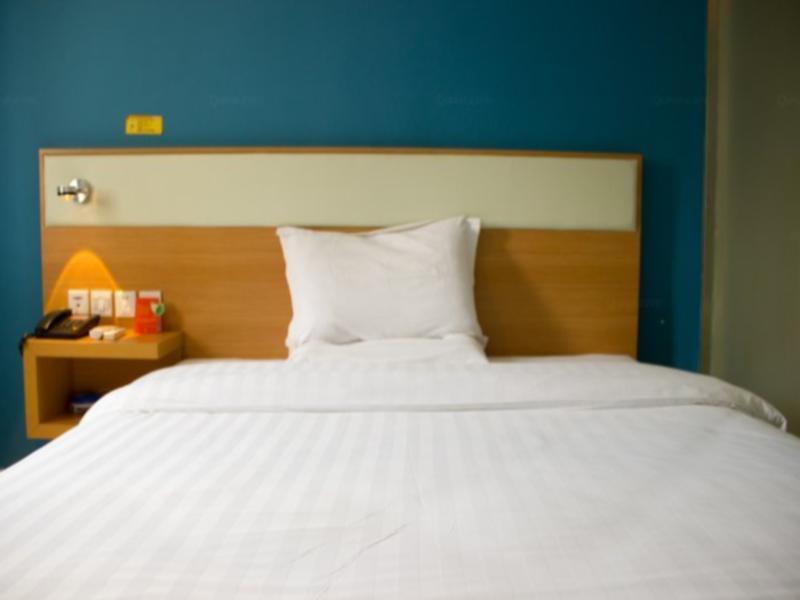 7Days Inn Shenzhen Airport New Terminal Екстер'єр фото